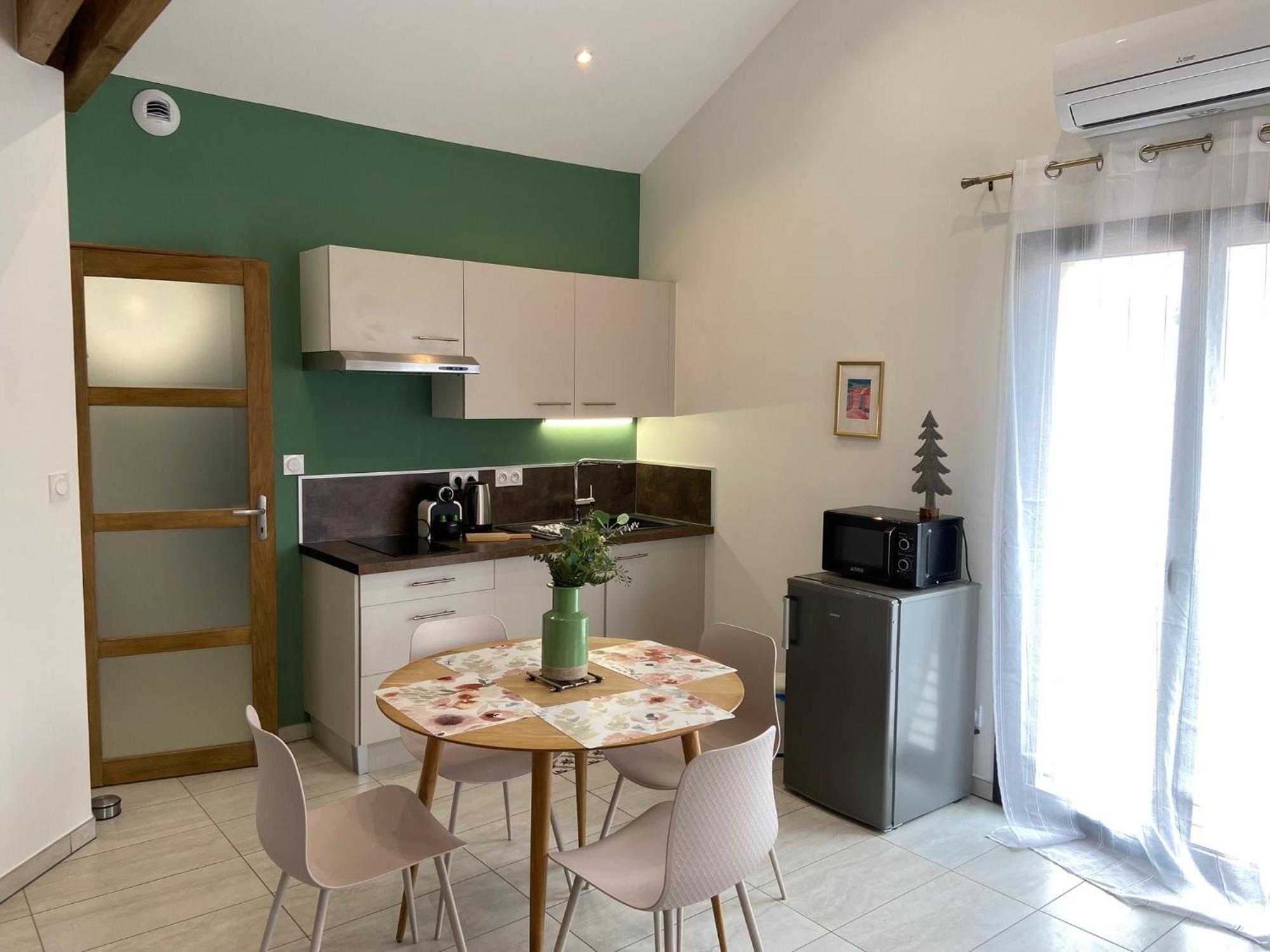 Appartement 2 A 4 Personnes, Une Pause Au Vert Chateauvieux  Екстериор снимка